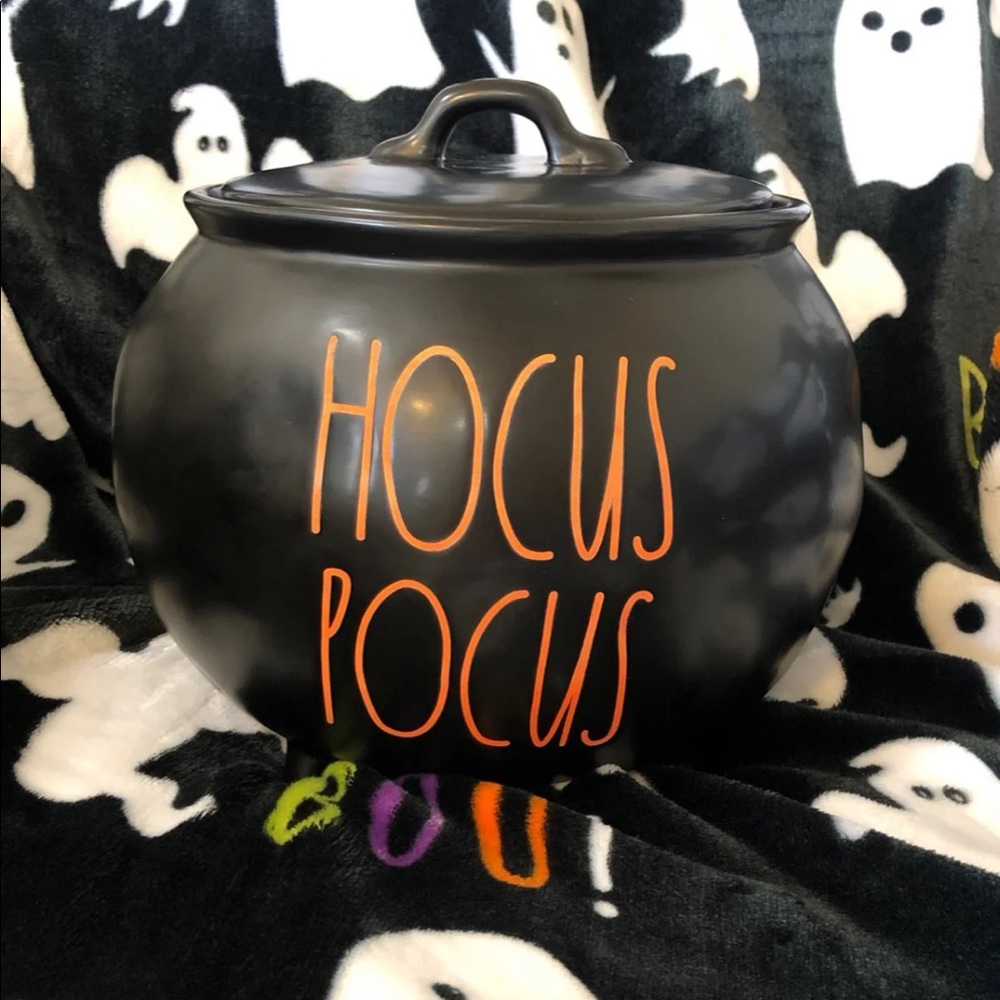 Rae Dunn Hocus pocus cauldron